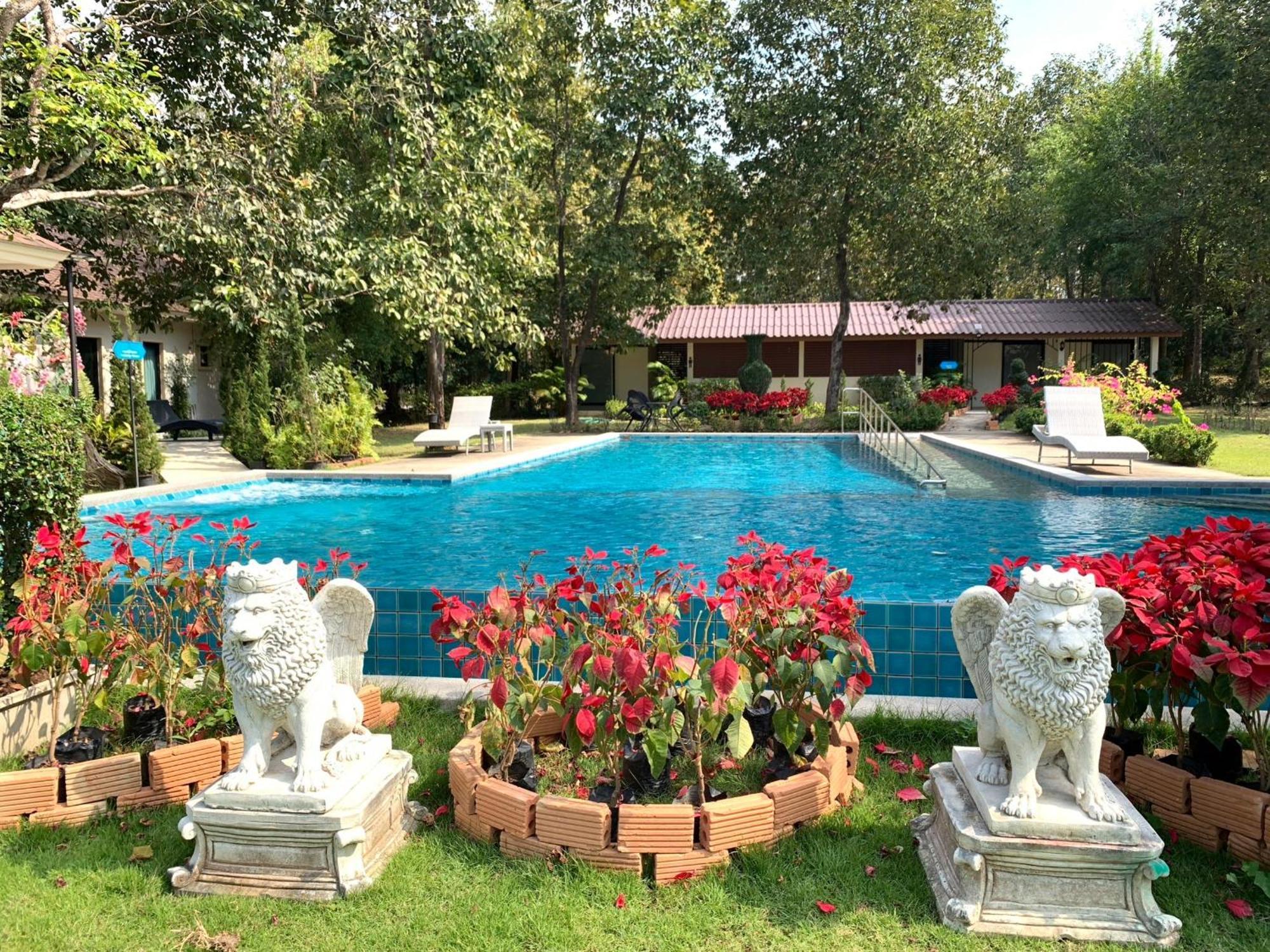 Baan Pingkan Wellness Resort San Kamphaeng Exterior foto